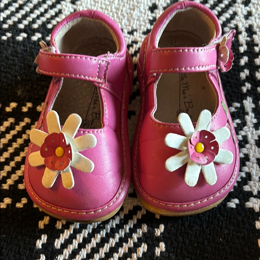 Pink Flower Kids Shoes squeak